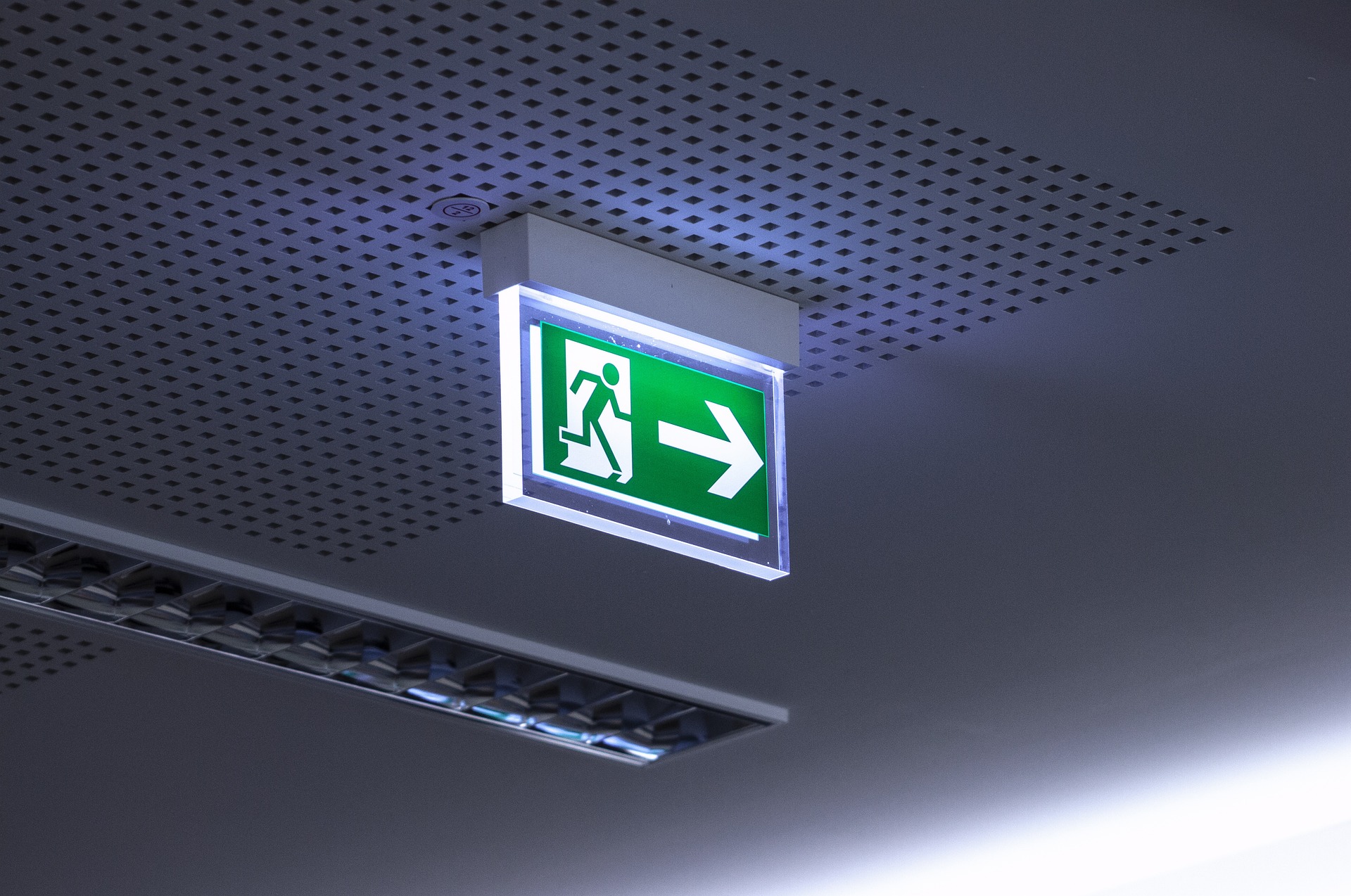 Puertas de salida de emergencia